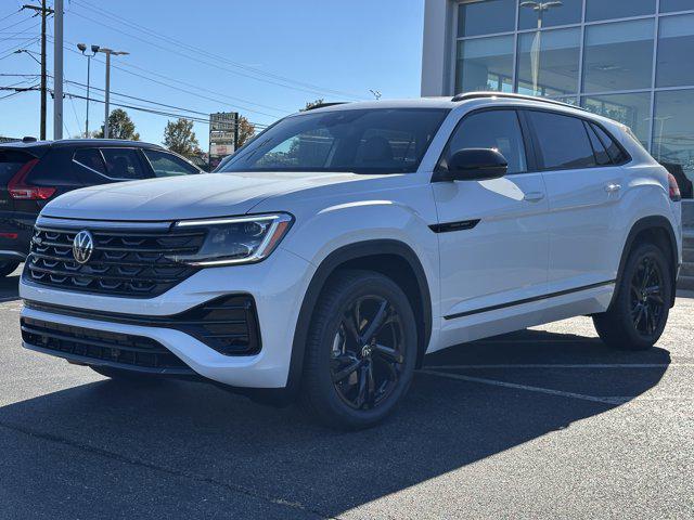 new 2026 Volkswagen Atlas Cross Sport car, priced at $52,058