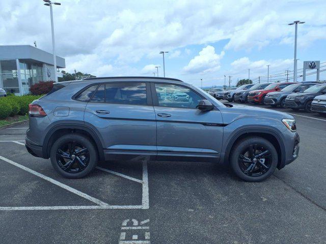new 2025 Volkswagen Atlas Cross Sport car, priced at $48,550