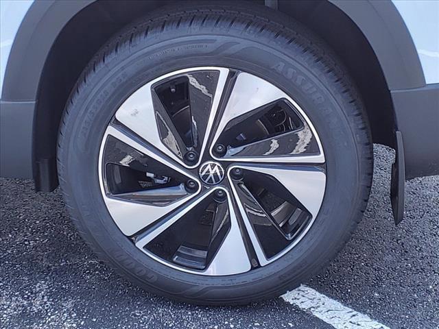 new 2024 Volkswagen Taos car, priced at $32,036