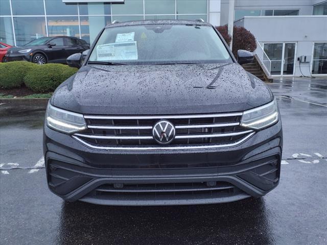 new 2024 Volkswagen Tiguan car, priced at $35,206