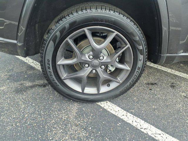 used 2021 Jeep Grand Cherokee car, priced at $25,000