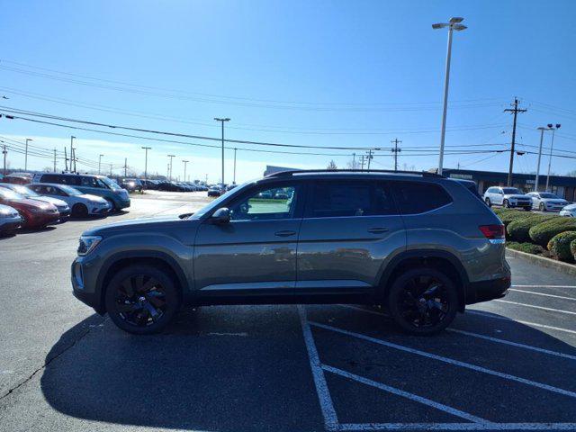 new 2025 Volkswagen Atlas car, priced at $46,923