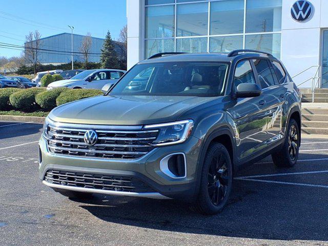 new 2025 Volkswagen Atlas car, priced at $46,923