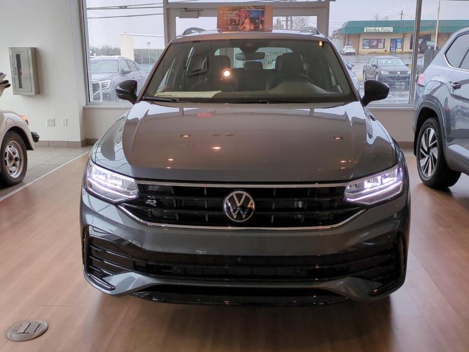 new 2024 Volkswagen Tiguan car, priced at $37,634