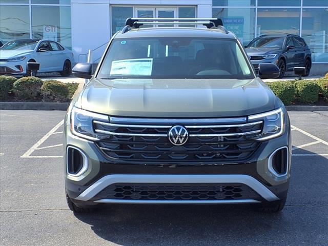 new 2025 Volkswagen Atlas car, priced at $48,148