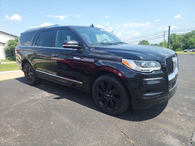 used 2022 Lincoln Navigator car, priced at $61,900