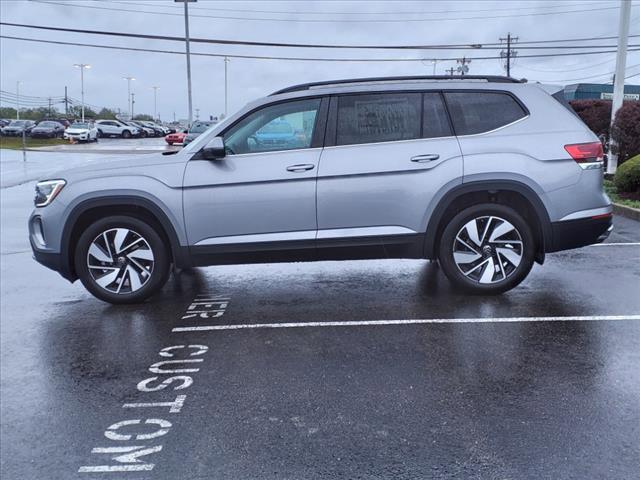 new 2024 Volkswagen Atlas car, priced at $46,402