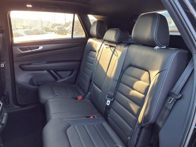 new 2025 Volkswagen Atlas Cross Sport car, priced at $49,657