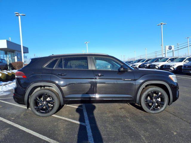 new 2025 Volkswagen Atlas Cross Sport car, priced at $49,657