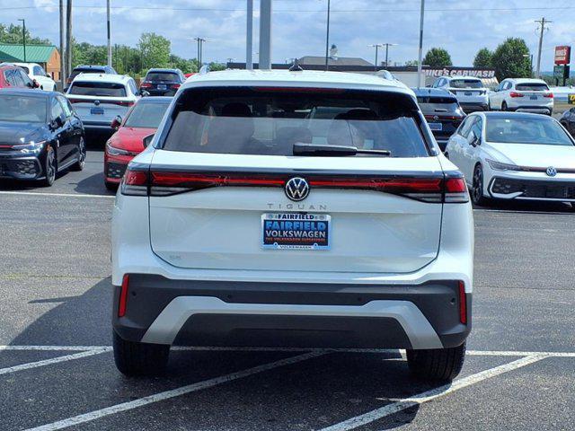 new 2025 Volkswagen Tiguan car, priced at $33,255
