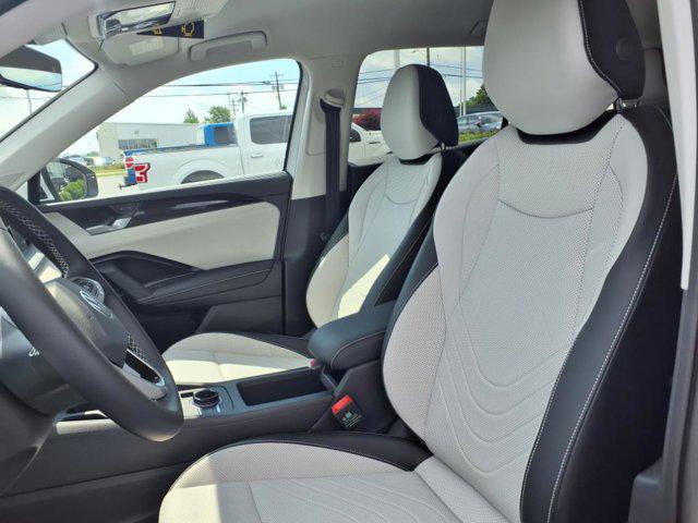 new 2025 Volkswagen Tiguan car, priced at $33,255