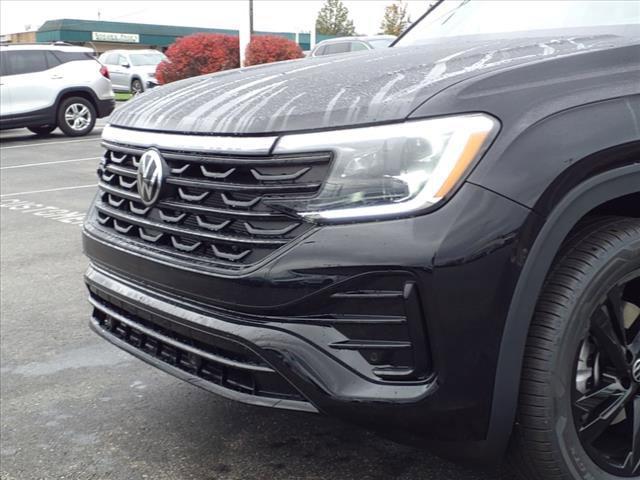 new 2025 Volkswagen Atlas Cross Sport car, priced at $51,436