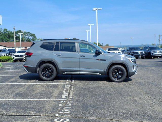 new 2025 Volkswagen Atlas car, priced at $47,366