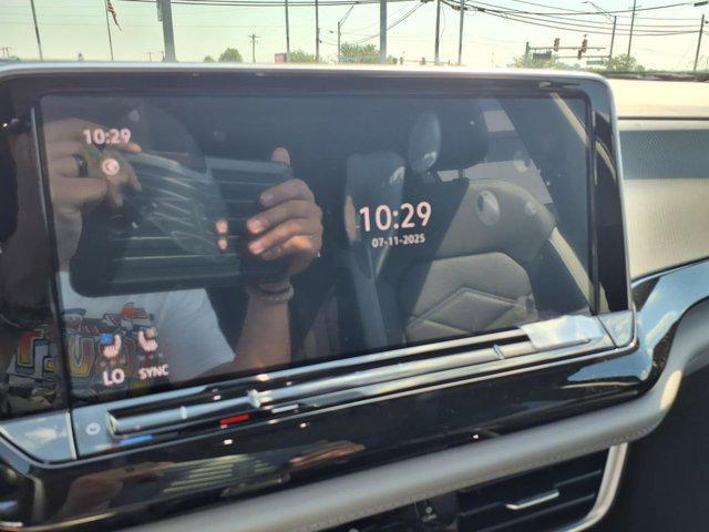 new 2025 Volkswagen Atlas car, priced at $47,366