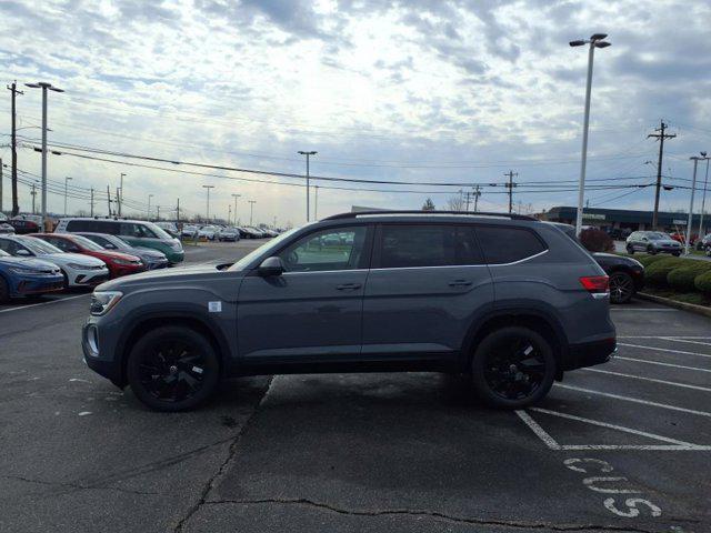 new 2025 Volkswagen Atlas car, priced at $46,923