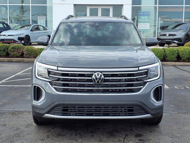 new 2025 Volkswagen Atlas car, priced at $46,923