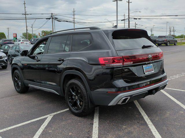 new 2024 Volkswagen Atlas car, priced at $54,091