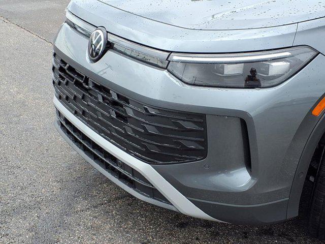 new 2025 Volkswagen Tiguan car, priced at $35,739