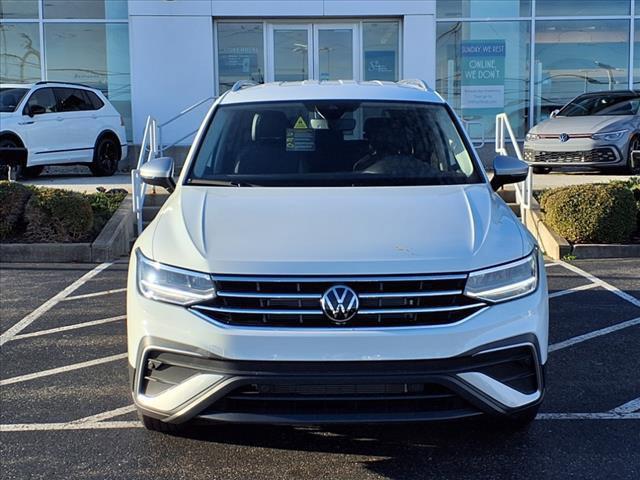 new 2024 Volkswagen Tiguan car, priced at $34,515