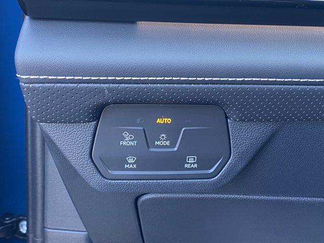 new 2026 Volkswagen Atlas Cross Sport car, priced at $54,782