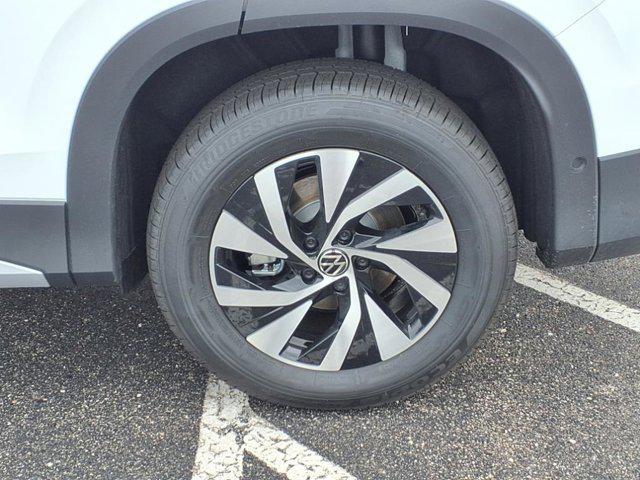new 2025 Volkswagen Tiguan car, priced at $31,672