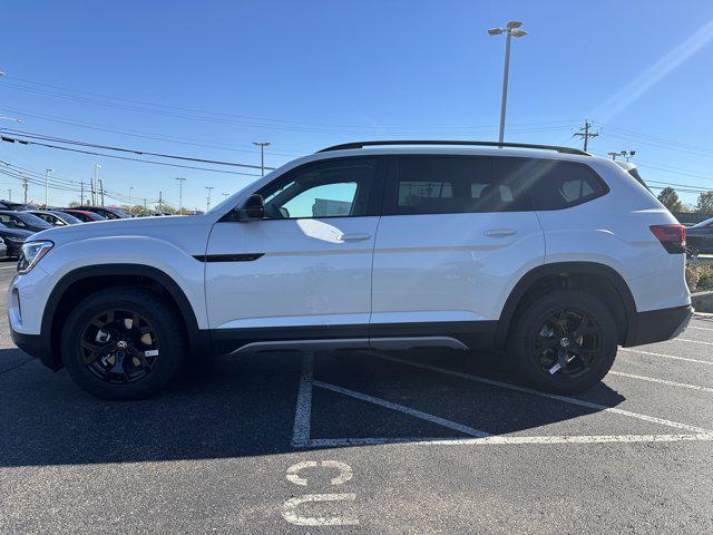 new 2026 Volkswagen Atlas car, priced at $49,871