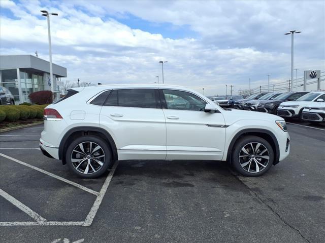 new 2025 Volkswagen Atlas Cross Sport car, priced at $53,222
