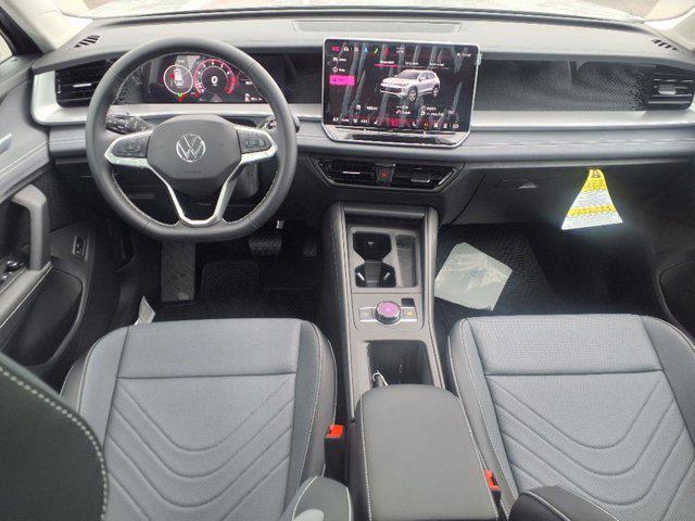 new 2025 Volkswagen Tiguan car, priced at $36,224