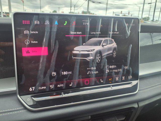 new 2025 Volkswagen Tiguan car, priced at $36,224