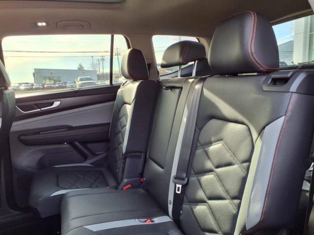 new 2025 Volkswagen Atlas car, priced at $47,254