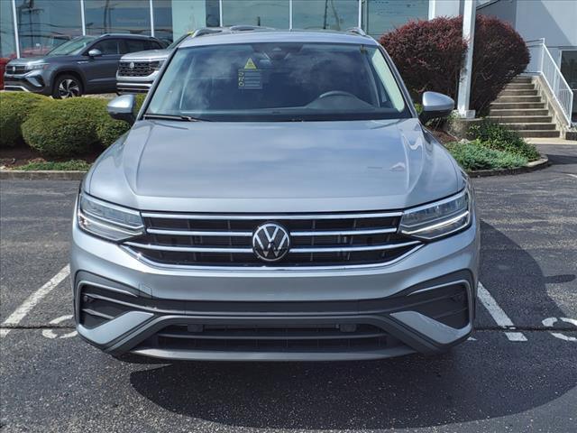 new 2024 Volkswagen Tiguan car, priced at $33,351