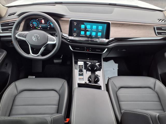 new 2025 Volkswagen Atlas car, priced at $49,359