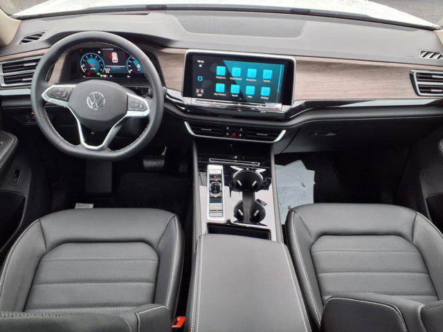 new 2025 Volkswagen Atlas car, priced at $50,670