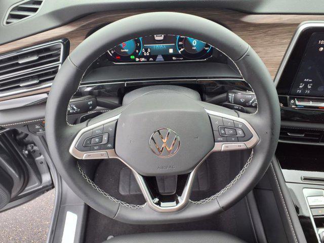 new 2025 Volkswagen Atlas car, priced at $49,520