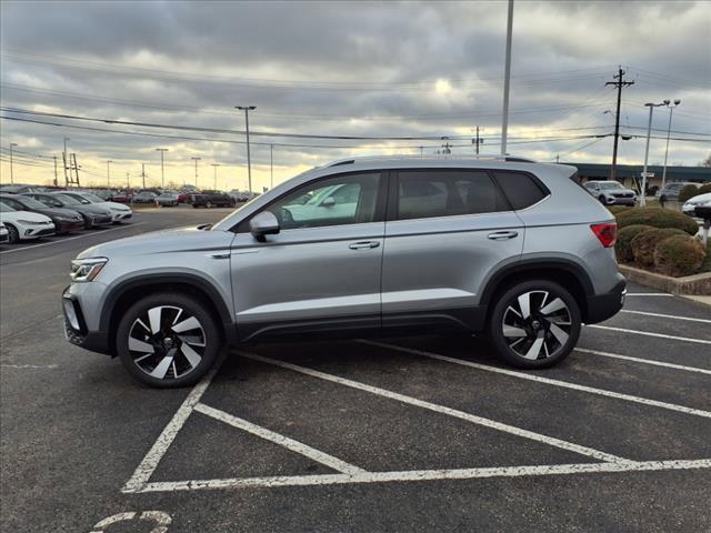 new 2024 Volkswagen Taos car, priced at $35,978