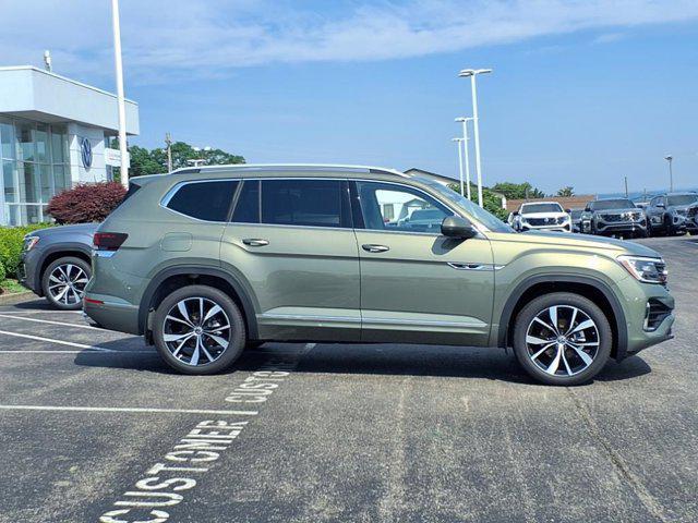 new 2025 Volkswagen Atlas car, priced at $53,761