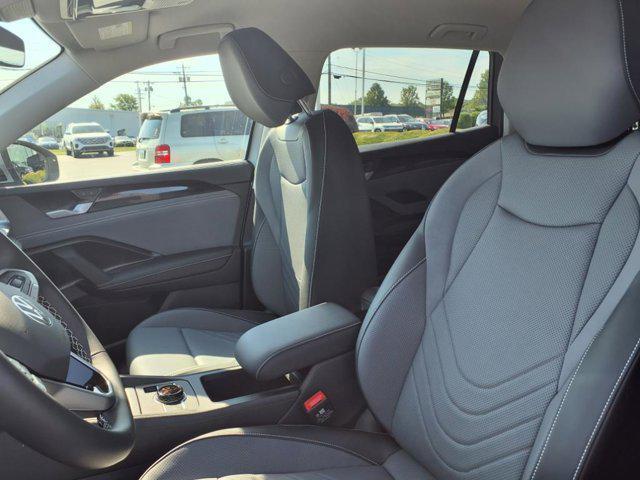 new 2025 Volkswagen Tiguan car, priced at $33,657