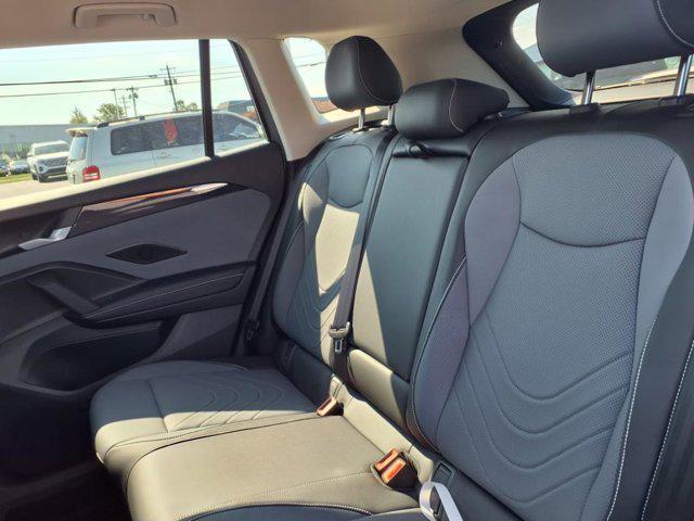 new 2025 Volkswagen Tiguan car, priced at $33,657