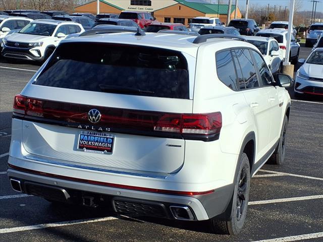 new 2025 Volkswagen Atlas car, priced at $48,589