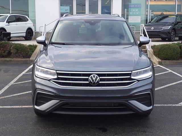 new 2024 Volkswagen Tiguan car, priced at $33,171