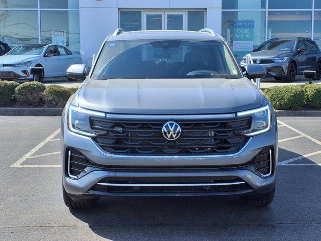 new 2025 Volkswagen Atlas car, priced at $55,174