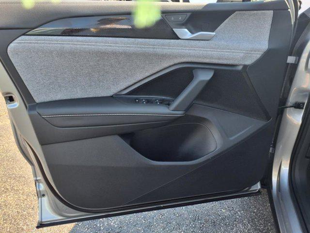new 2025 Volkswagen Tiguan car, priced at $31,672