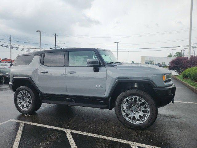 used 2025 GMC HUMMER EV SUV car, priced at $88,000