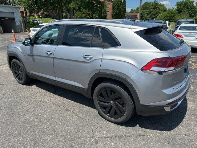 used 2022 Volkswagen Atlas Cross Sport car, priced at $25,900