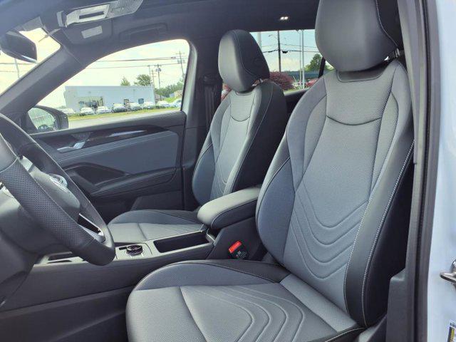 new 2025 Volkswagen Tiguan car, priced at $38,203