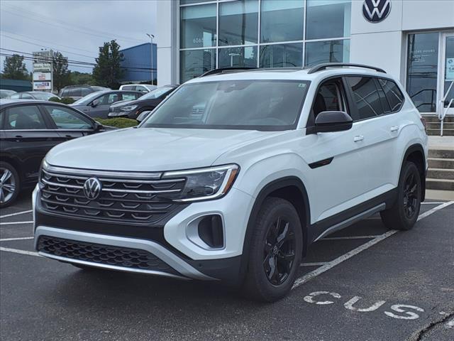 new 2024 Volkswagen Atlas car, priced at $54,376