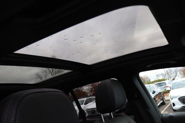 used 2024 Mercedes-Benz GLE 350 car, priced at $59,995