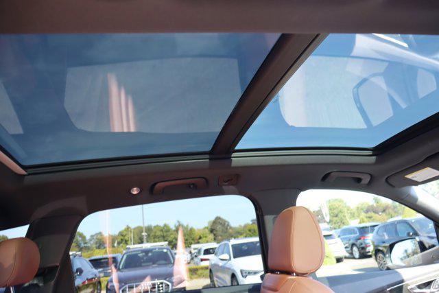 used 2024 Audi Q7 car, priced at $41,995