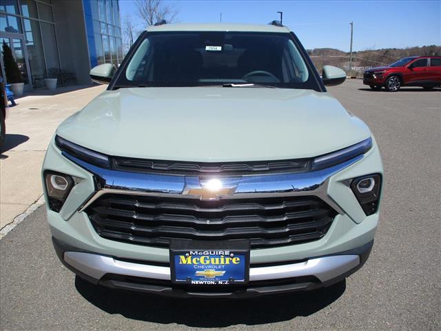 new 2026 Chevrolet TrailBlazer car, priced at $30,680