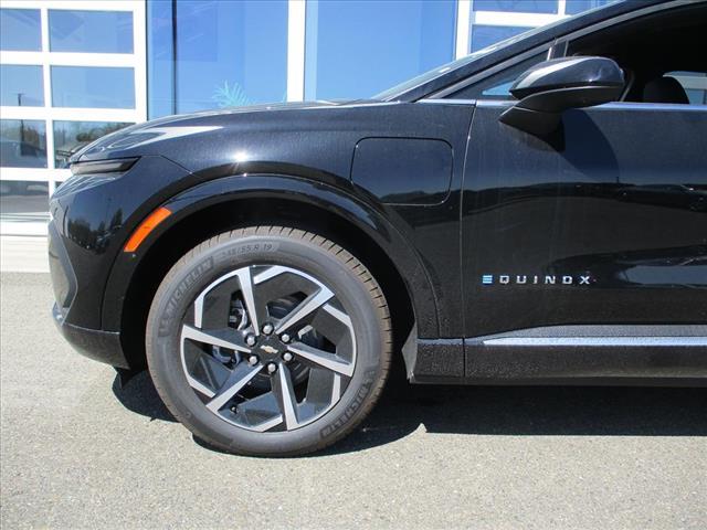 new 2025 Chevrolet Equinox EV car, priced at $40,590